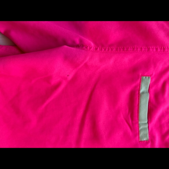 Pink Roxy shorts - Picture 4 of 4